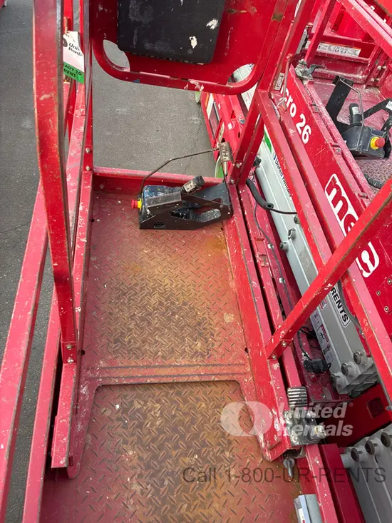 2019 MEC MICRO 19 Scissor Lift