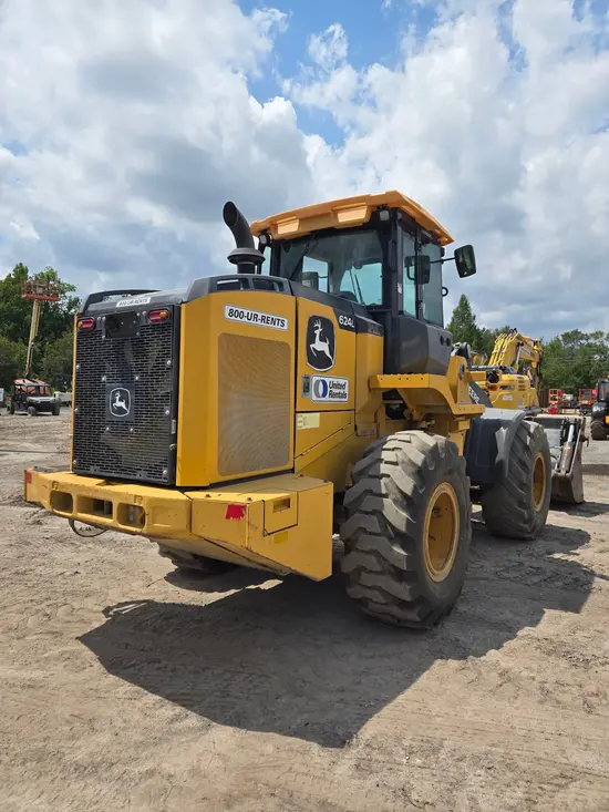 2021 John Deere 624L Wheel Loader