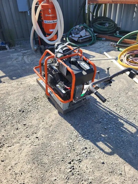 2022 Husqvarna SOFF CUT 4000 Street Saw/Blade