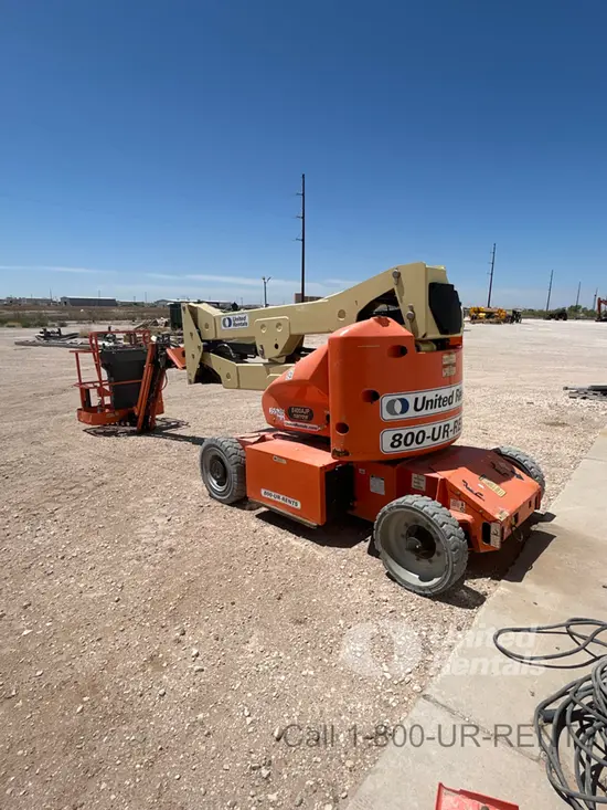 2016 JLG E400AJPN Articulating Boom Lift
