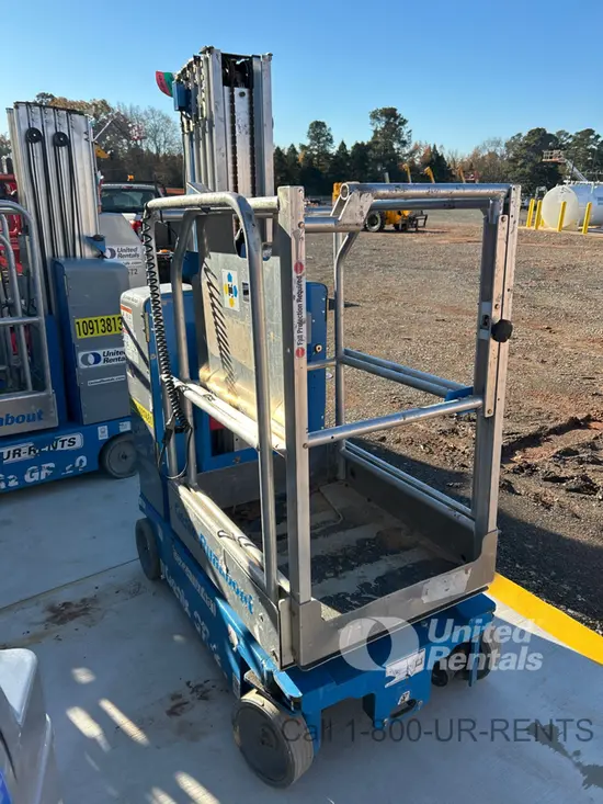 2018 Genie GR-20 Self-Propelled One-Person Lift