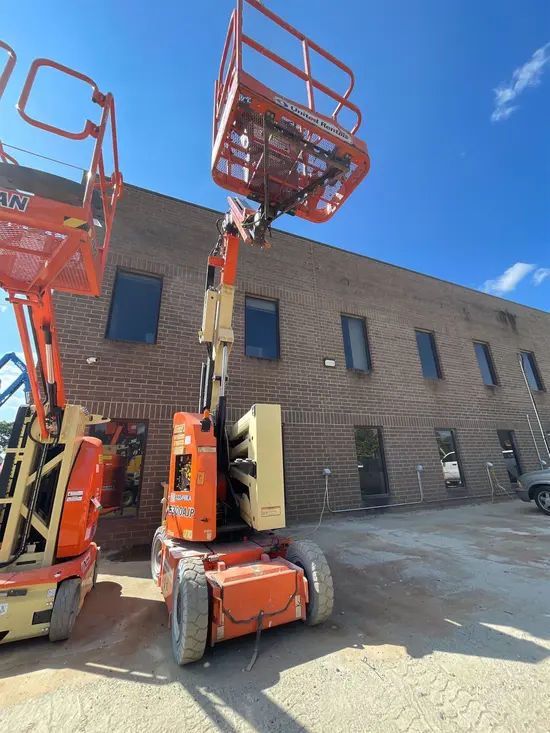 2016 JLG E300AJP Articulating Boom Lift