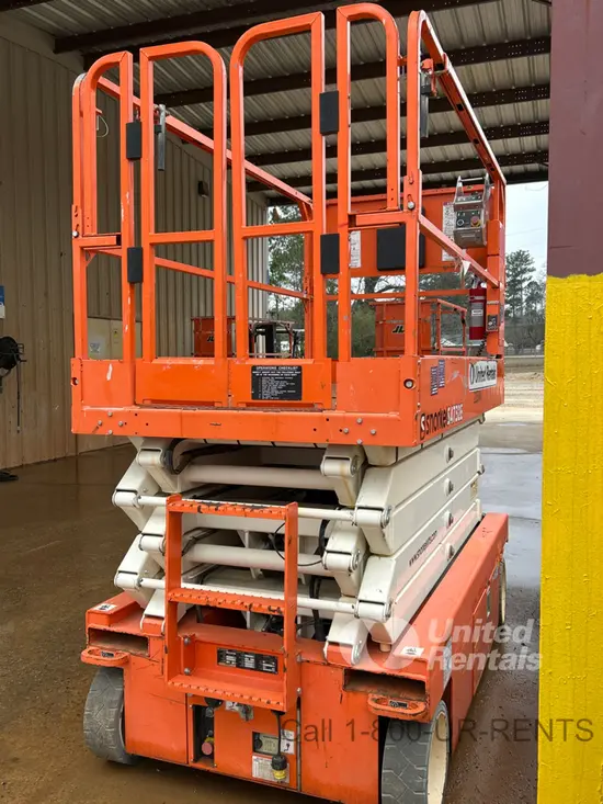 2019 Snorkel S4732E Scissor Lift