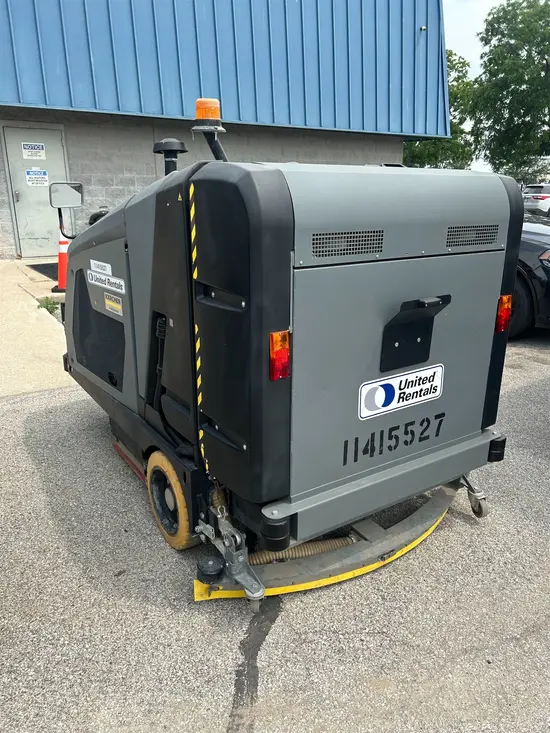 2022 KARCHER B 300 RI LPG Scrubber
