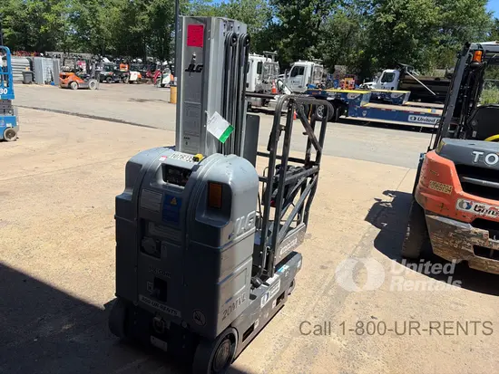 2018 JLG 20MVL Self-Propelled One-Person Lift