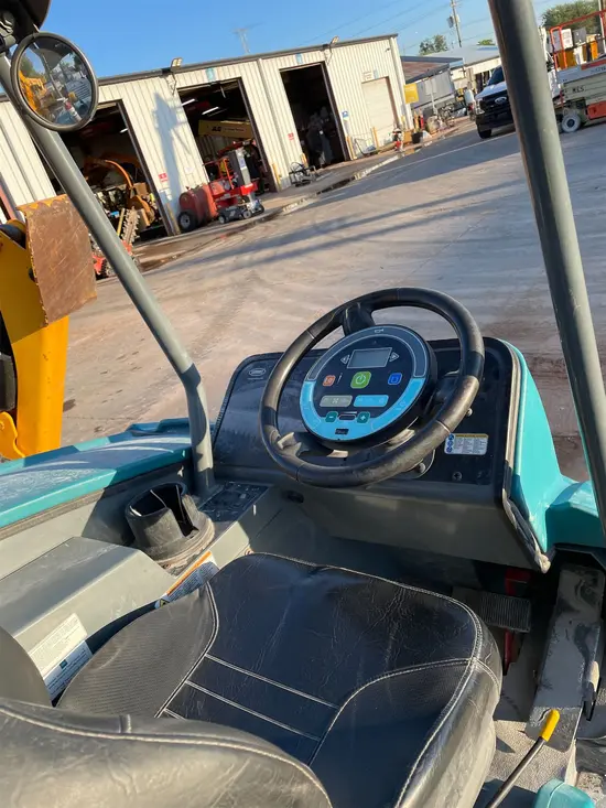 2019 Tennant M-20 Sweeper