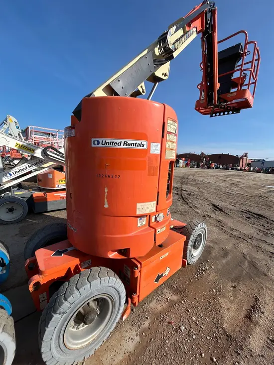 2014 JLG E300AJP Articulating Boom Lift