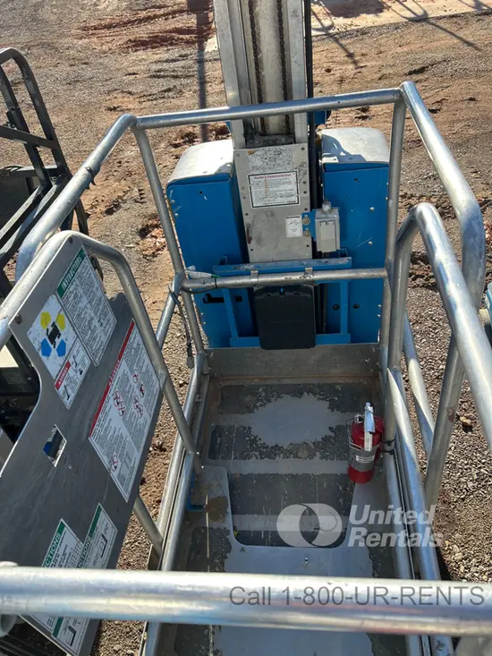 2019 Genie GR-20 Self-Propelled One-Person Lift