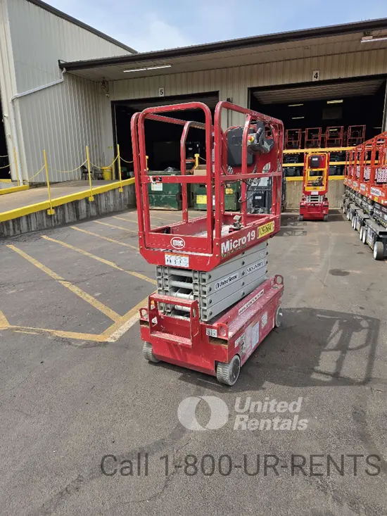 2019 MEC MICRO 19 Scissor Lift