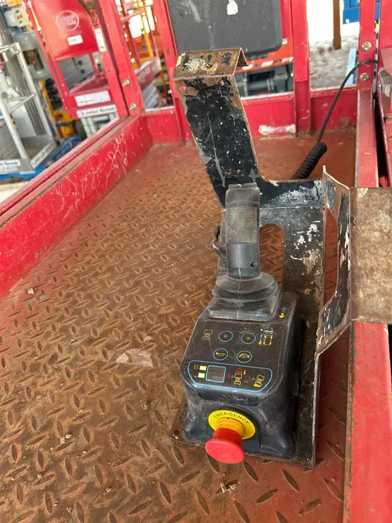 2019 MEC 2632SE Scissor Lift