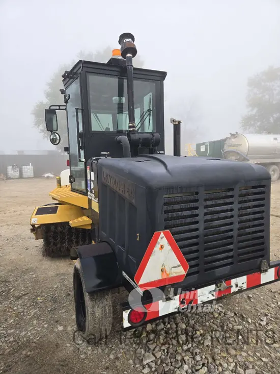 2017 LayMor SM400 Sweeper