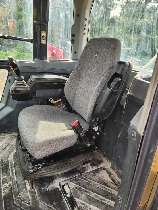 2021 John Deere 544P Wheel Loader