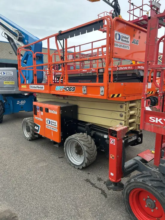 2021 JLG ERT4069 Scissor Lift