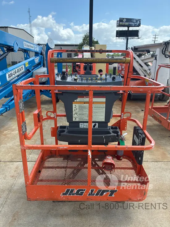 2018 JLG E400AJPN Articulating Boom Lift