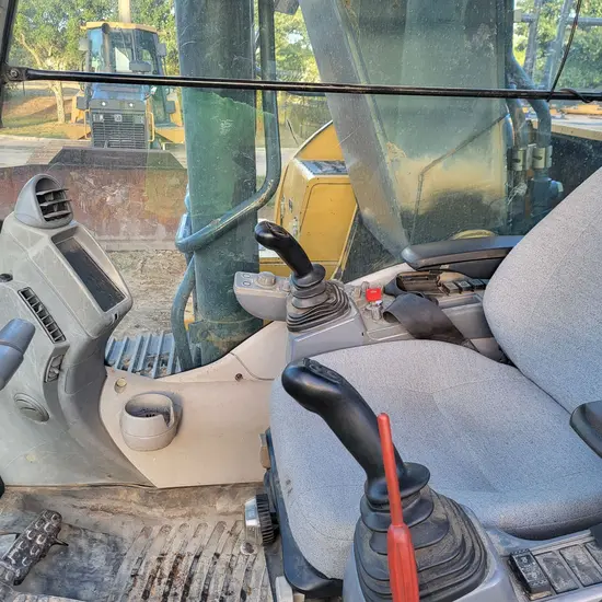 2019 John Deere 300G LC Excavator