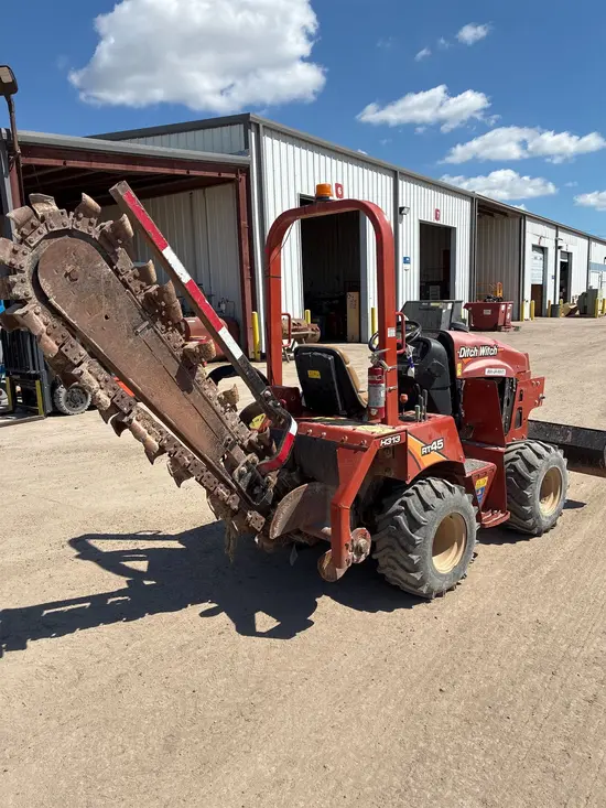 2022 Ditch Witch RT45A Trencher