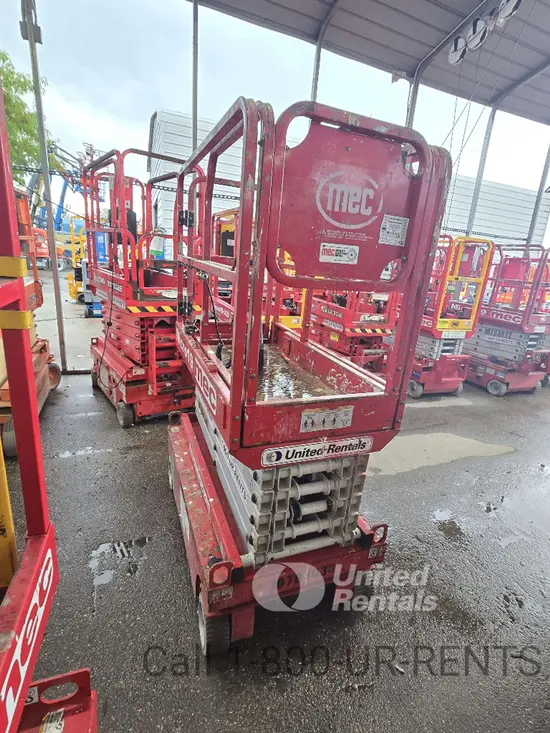 2018 MEC MICRO 19 Scissor Lift