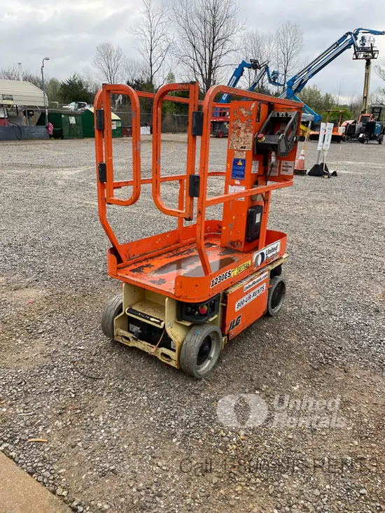2019 JLG 1230ES Self-Propelled One-Person Lift