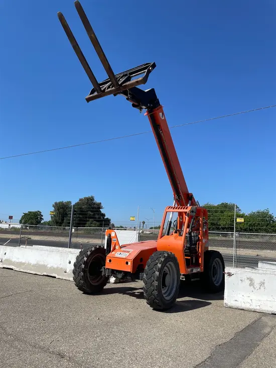 2018 SKYTRAK 6036 Forklift