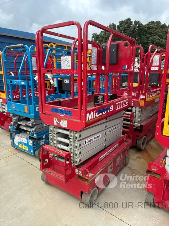 2019 MEC MICRO 19 Scissor Lift