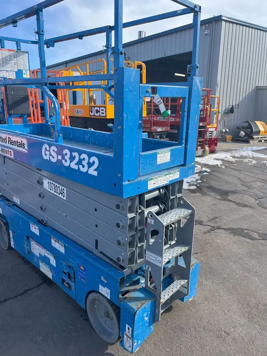 2018 Genie GS-3232 Scissor Lift