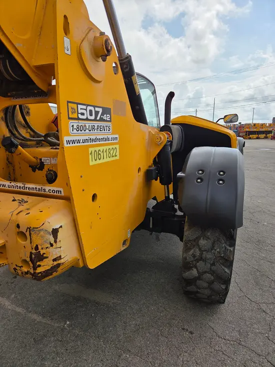2017 JCB 507-42 Forklift