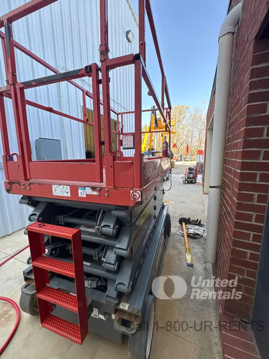 2017 Skyjack SJIII4740 Scissor Lift