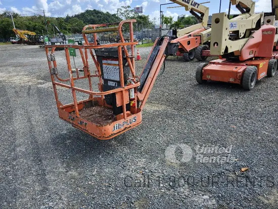 2017 JLG E400AJPN Articulating Boom Lift