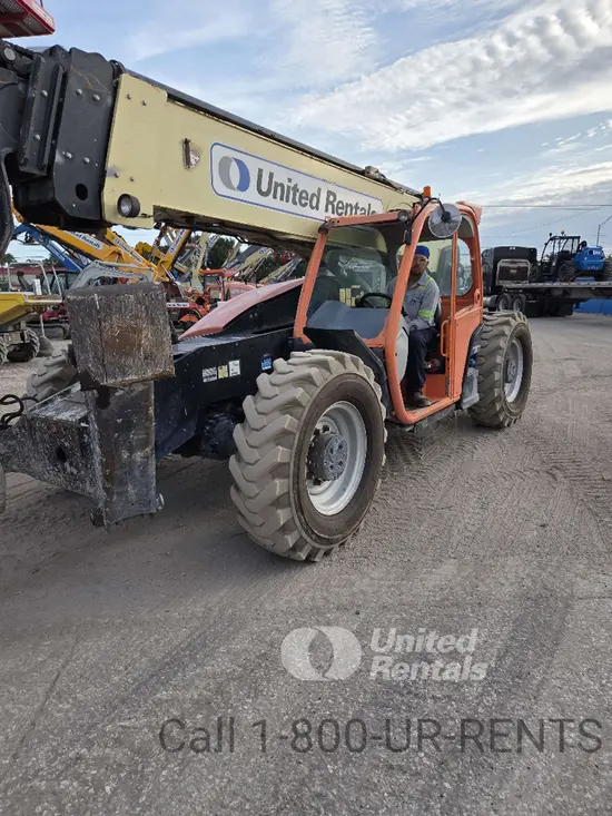 2016 JLG 1055 Forklift