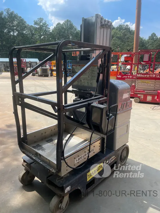 2016 JLG 20MVL Self-Propelled One-Person Lift