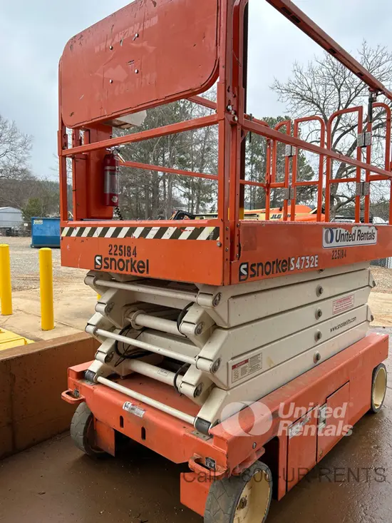 2019 Snorkel S4732E Scissor Lift