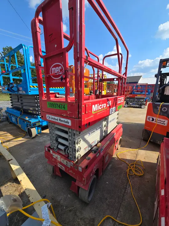 2019 MEC MICRO 26 Scissor Lift