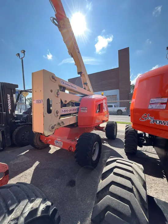 2017 JLG 450AJ Articulating Boom Lift