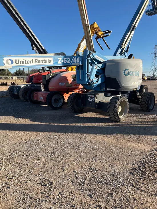 2016 Genie Z-62/40J Articulating Boom Lift