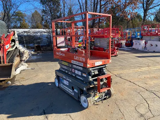 2018 Skyjack SJIII3219 Scissor Lift