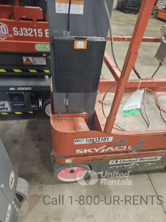 2019 Skyjack SJ16 Self-Propelled One-Person Lift