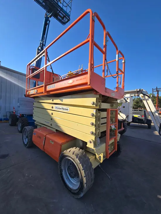 2019 JLG 4069LE Scissor Lift
