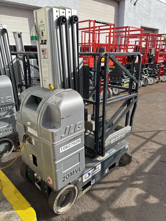 2017 JLG 20MVL Self-Propelled One-Person Lift