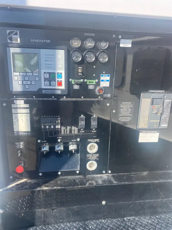 2015 Cummins C275D2RE Diesel Generator