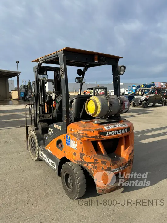 2022 Doosan G25P-7DF Warehouse Forklift