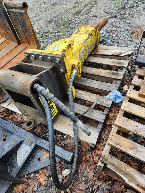 2021 Epiroc SB 552 Attachment