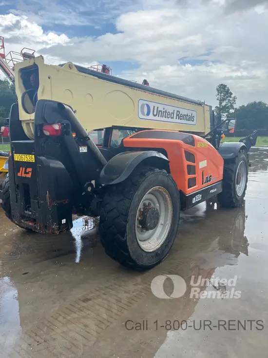 2020 JLG 1055 Forklift