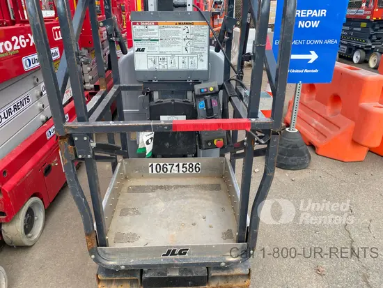 2017 JLG 20MVL Self-Propelled One-Person Lift