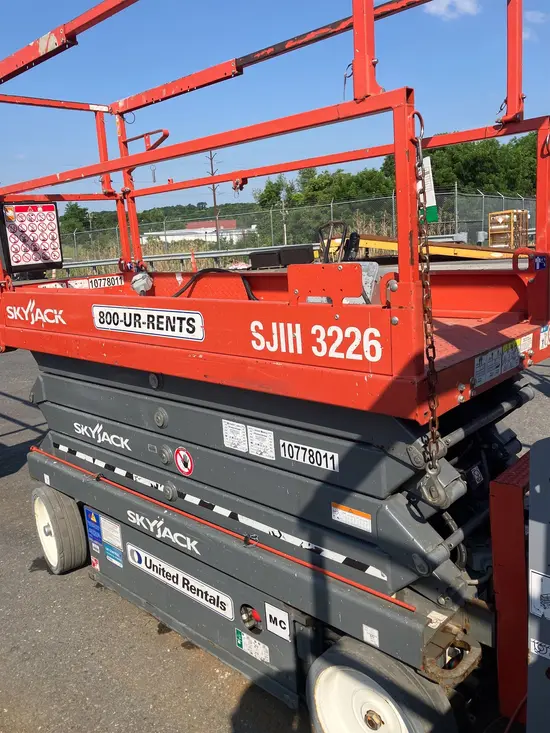 2018 Skyjack SJIII3226 Scissor Lift