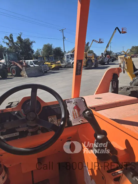 2018 SKYTRAK 8042 Forklift