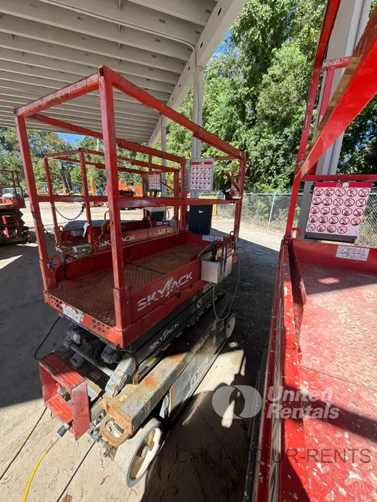2018 Skyjack SJIII3219 Scissor Lift