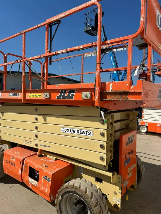2019 JLG 4069LE Scissor Lift