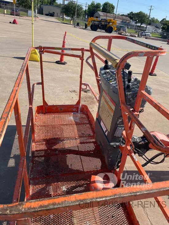 2017 JLG 400S Boom Lift