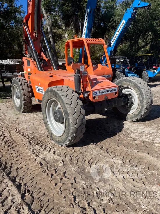 2018 SKYTRAK 8042 Forklift