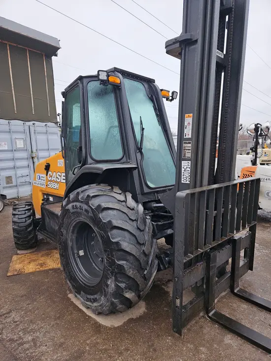 2022 Case 588H Forklift
